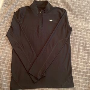 Under Armour cold gear women’s shirt, black, size M. Running workout